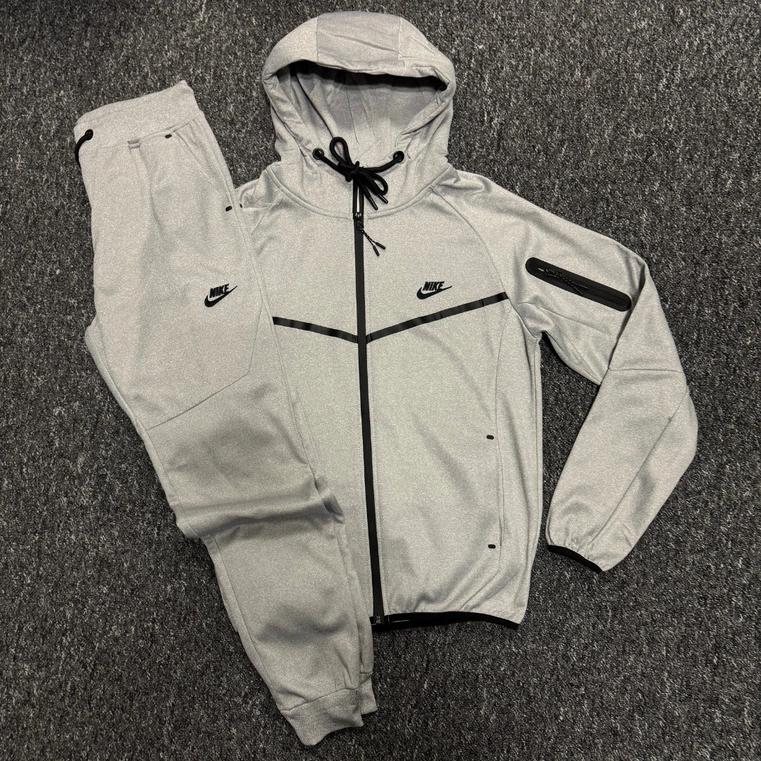 Szary Komplet Dresowy Nike Tech